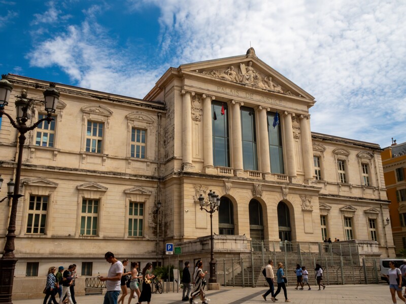 Palais de Justice  2025-05-11 1-2