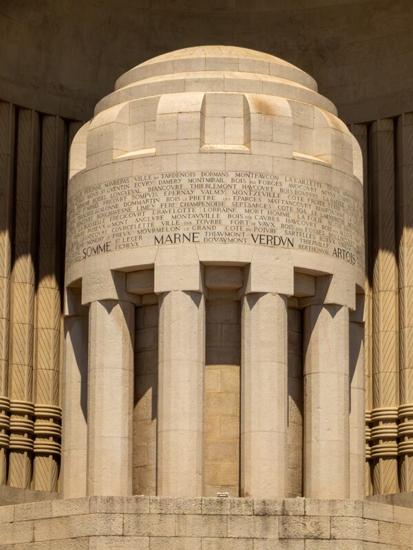 Monument aux Morts de Rauba-Capeù